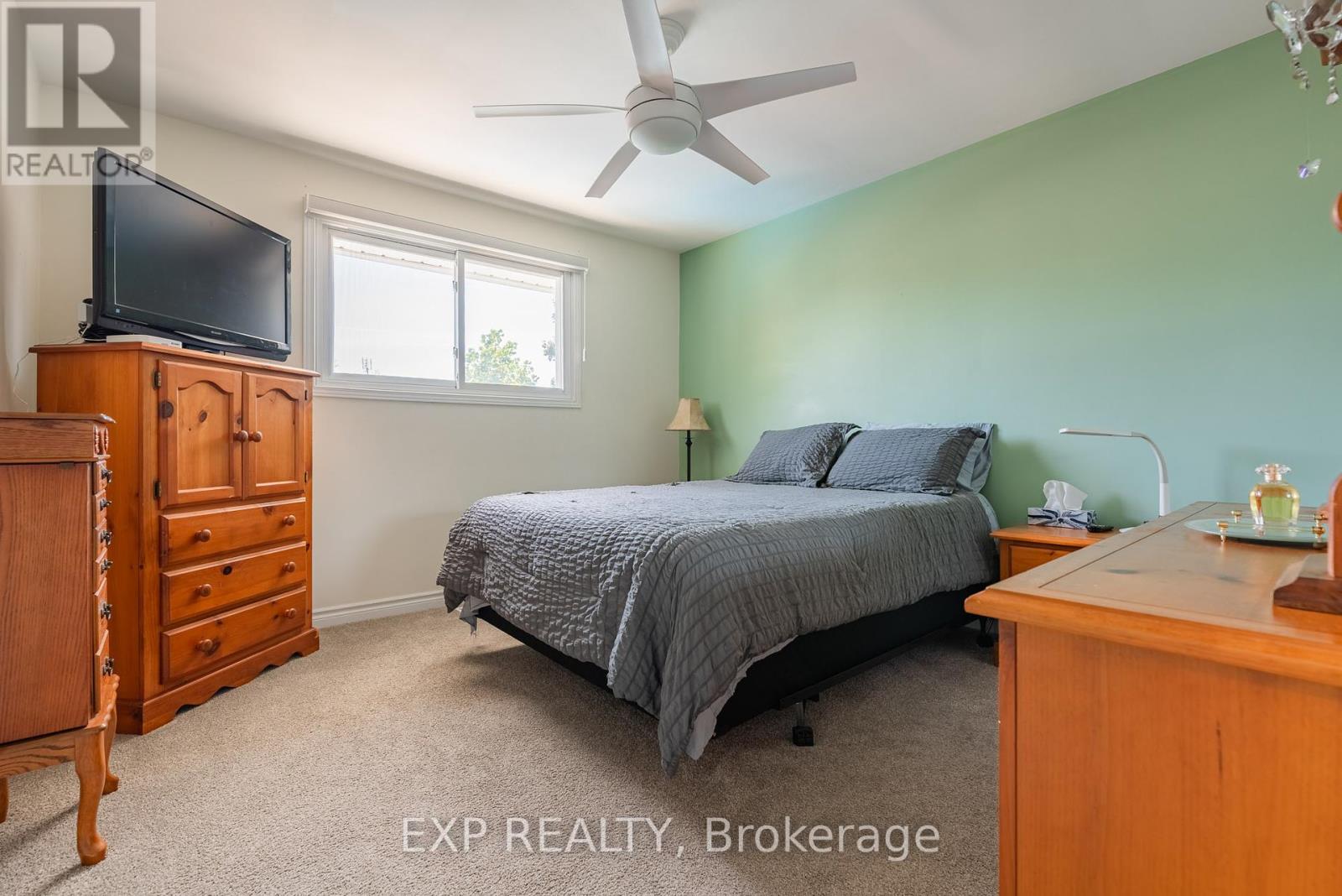 494 Scott Street, St. Catharines, Ontario  L2M 3X2 - Photo 20 - X12420731
