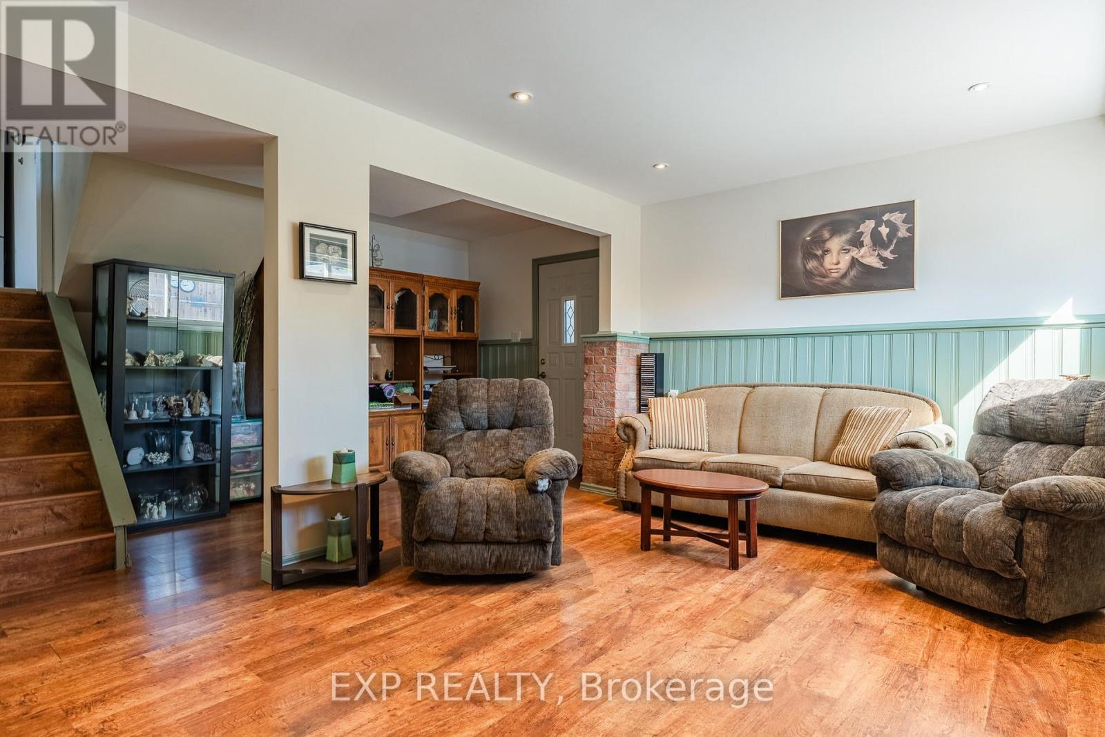 494 Scott Street, St. Catharines, Ontario  L2M 3X2 - Photo 26 - X12420731