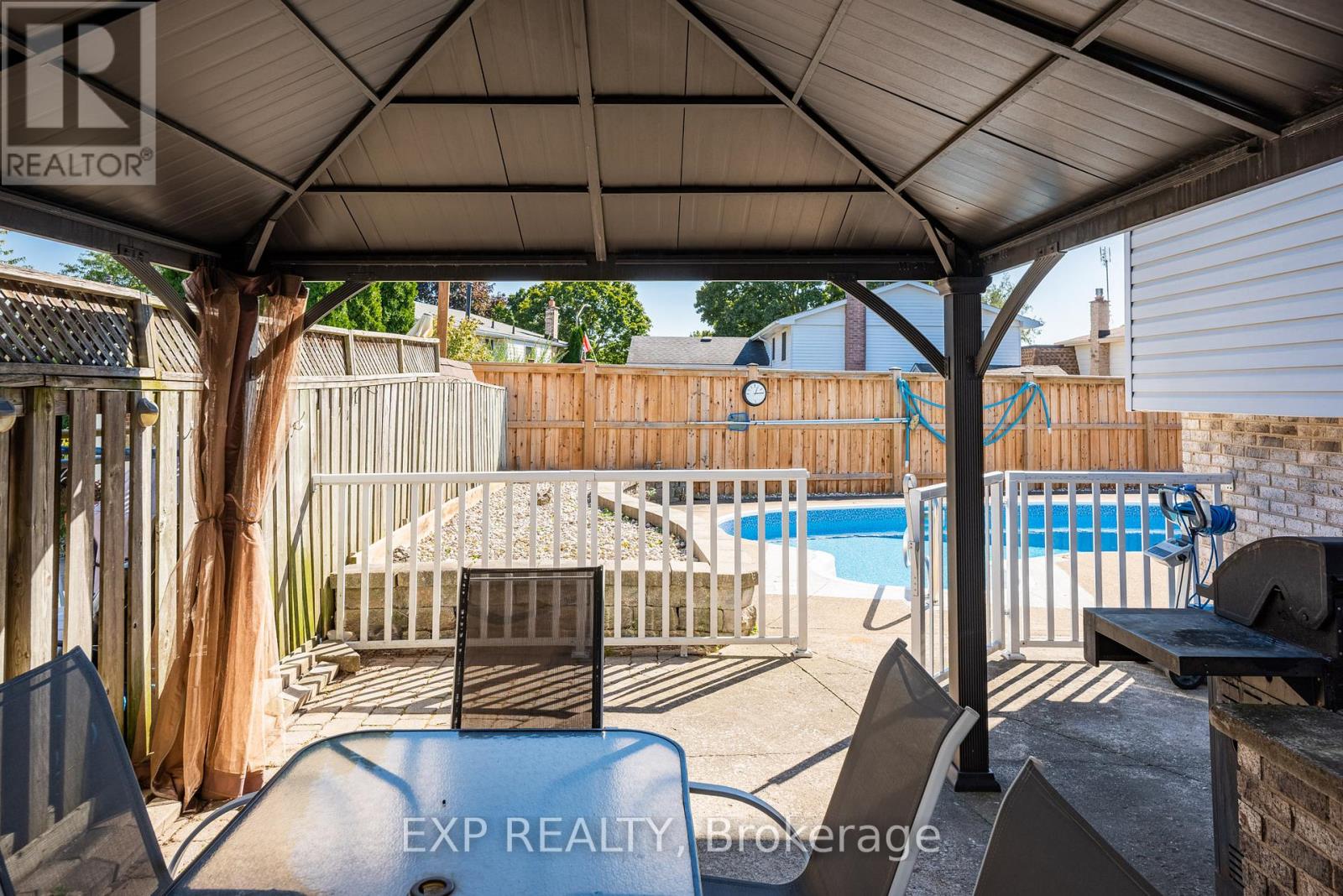 494 Scott Street, St. Catharines, Ontario  L2M 3X2 - Photo 37 - X12420731