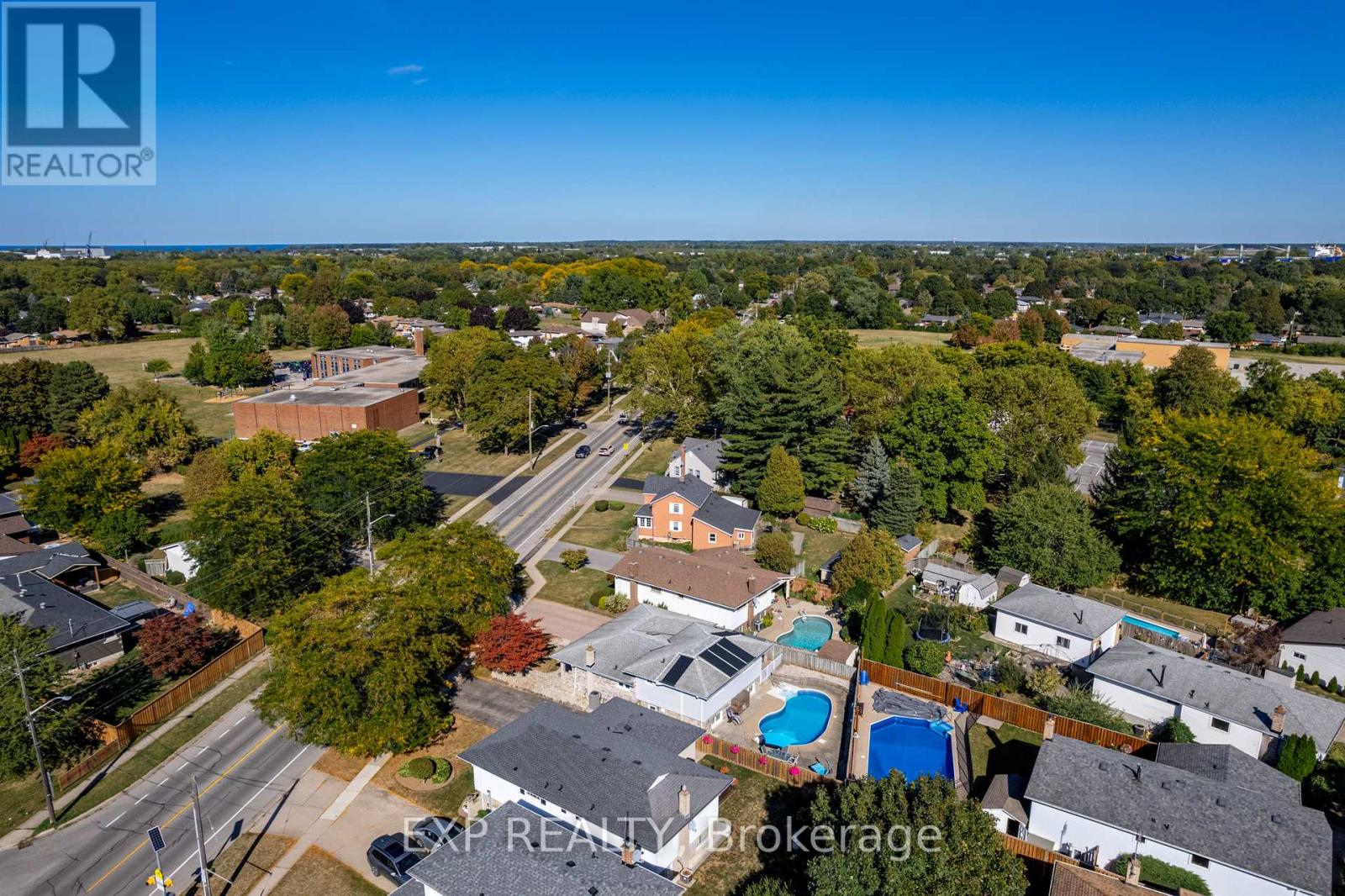 494 Scott Street, St. Catharines, Ontario  L2M 3X2 - Photo 47 - X12420731