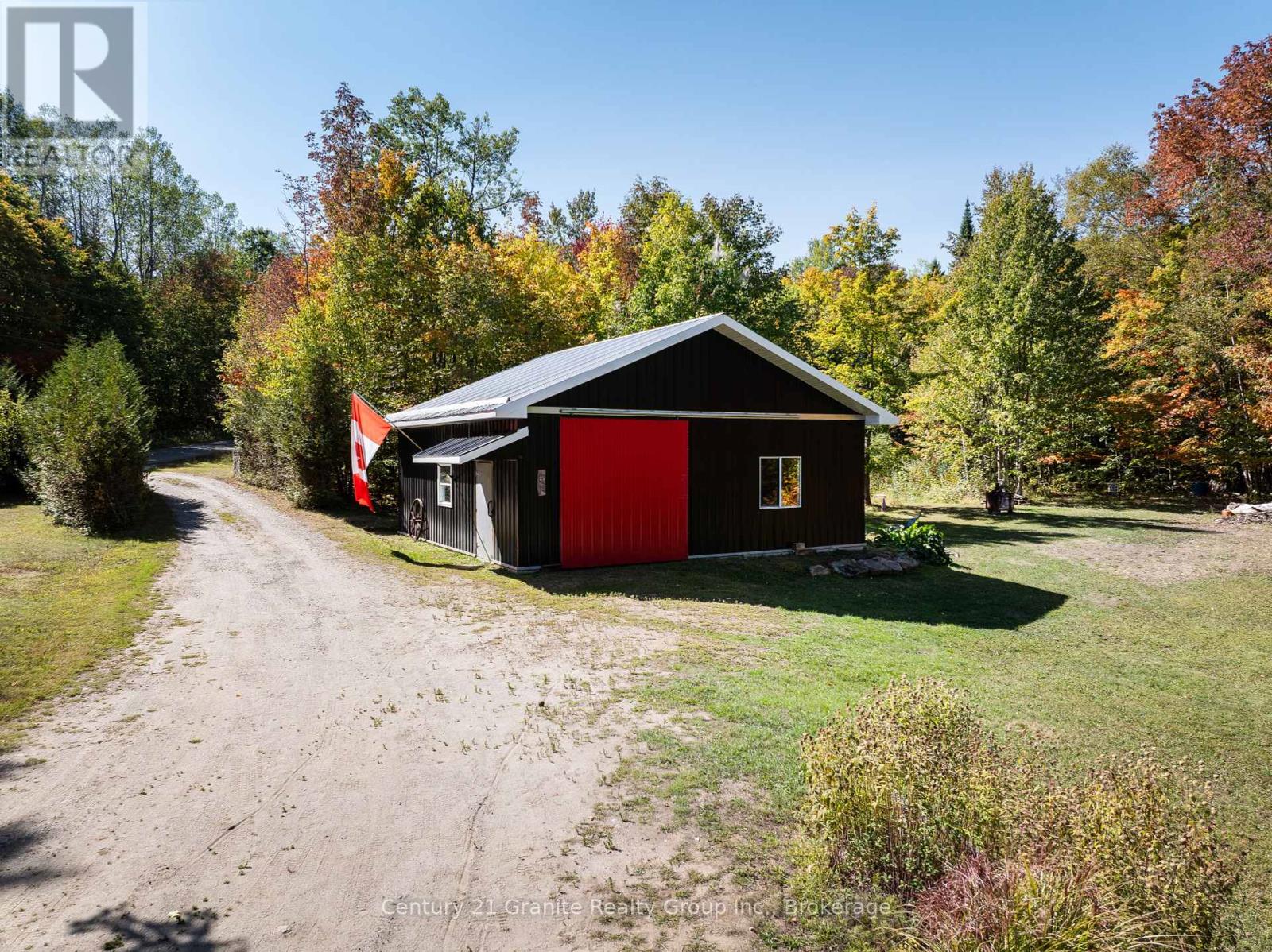 1263 Burkes Road, Dysart Et Al (Dysart), Ontario  K0M 1S0 - Photo 37 - X12420717