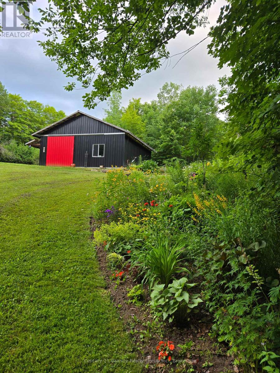 1263 Burkes Road, Dysart Et Al (Dysart), Ontario  K0M 1S0 - Photo 42 - X12420717