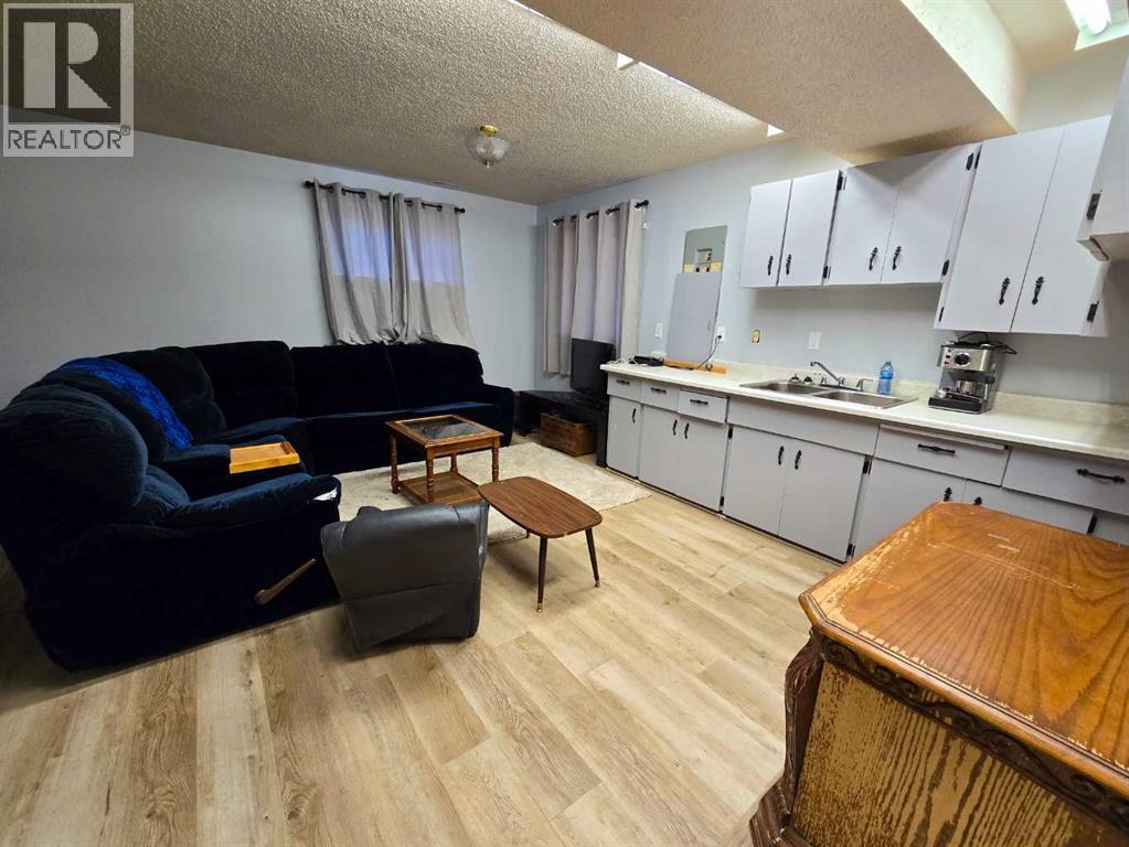 4927 46 Avenue, Spirit River, Alberta  T0H 3G0 - Photo 16 - A2257602