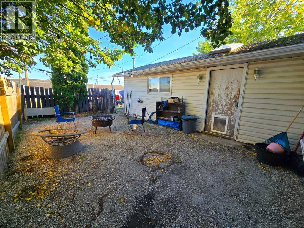 4927 46 Avenue, Spirit River, Alberta  T0H 3G0 - Photo 26 - A2257602