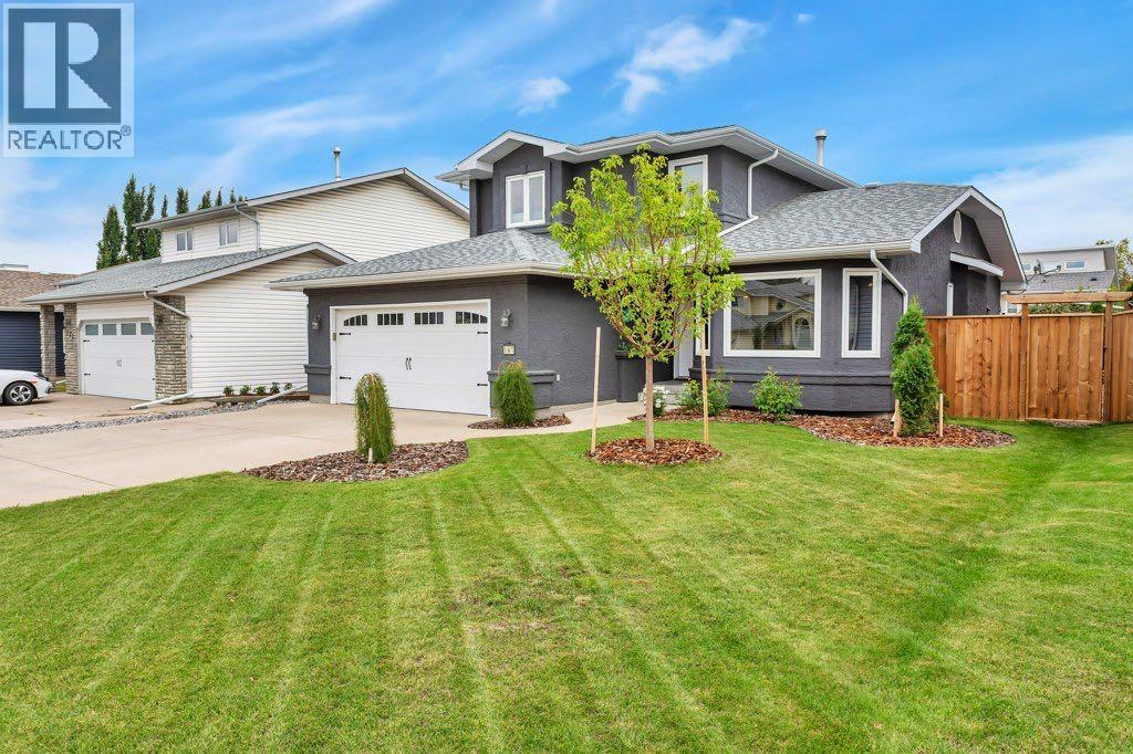 167 Douglas Avenue, Red Deer, Alberta  T4R 2G5 - Photo 1 - A2257837