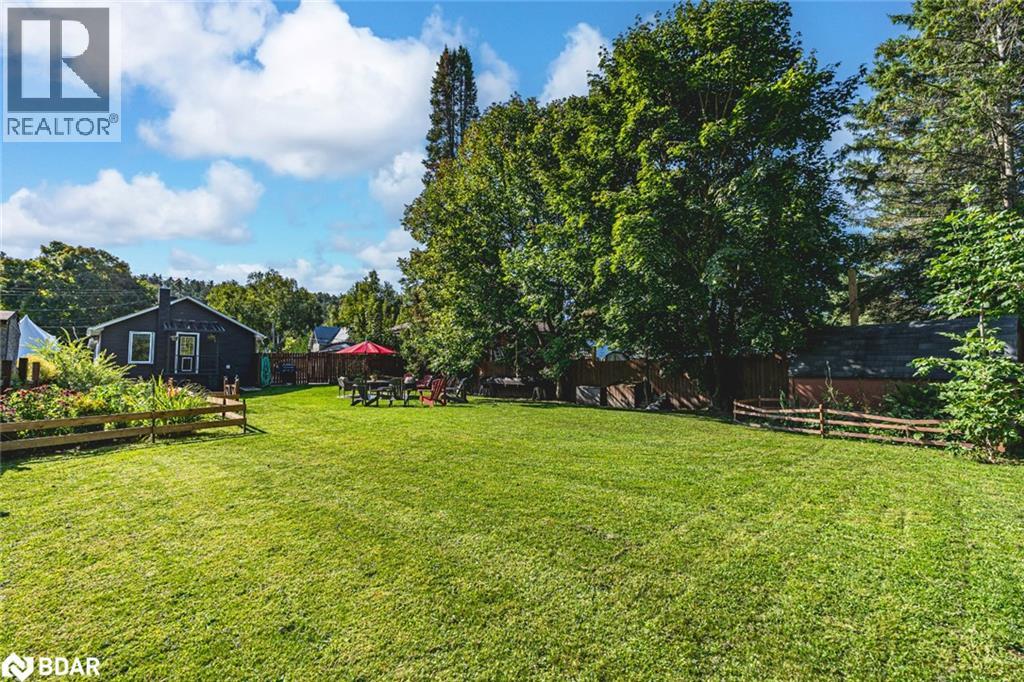 141 Poyntz Street, Penetanguishene, Ontario  L9M 1P5 - Photo 12 - 40772647