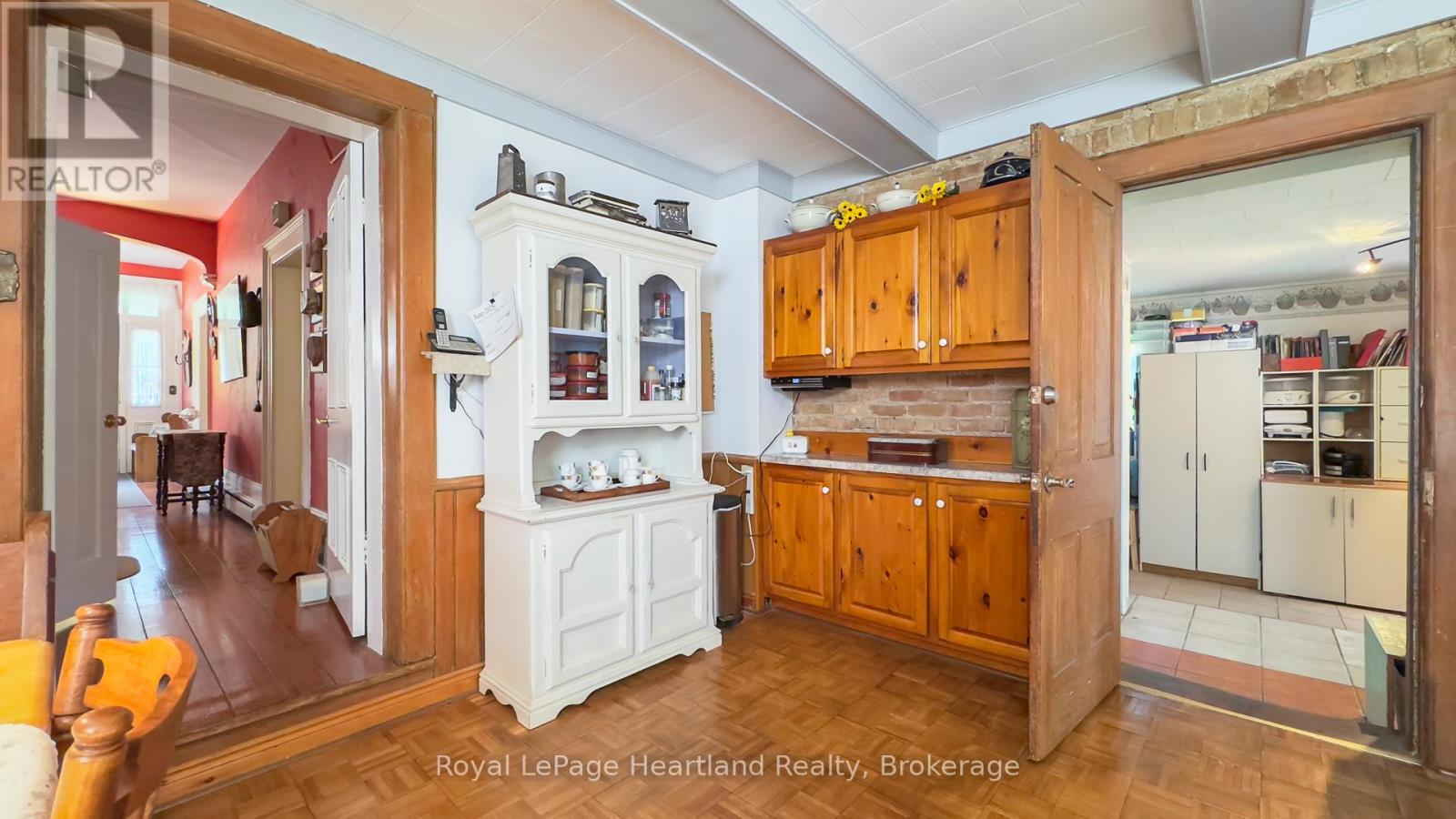 131 Rattenbury Street E, Central Huron, Ontario  N0M 1L0 - Photo 25 - X12214347