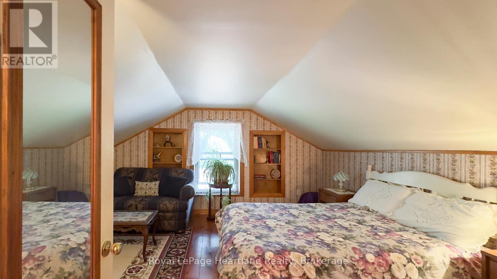 131 Rattenbury Street E, Central Huron, Ontario  N0M 1L0 - Photo 41 - X12214347