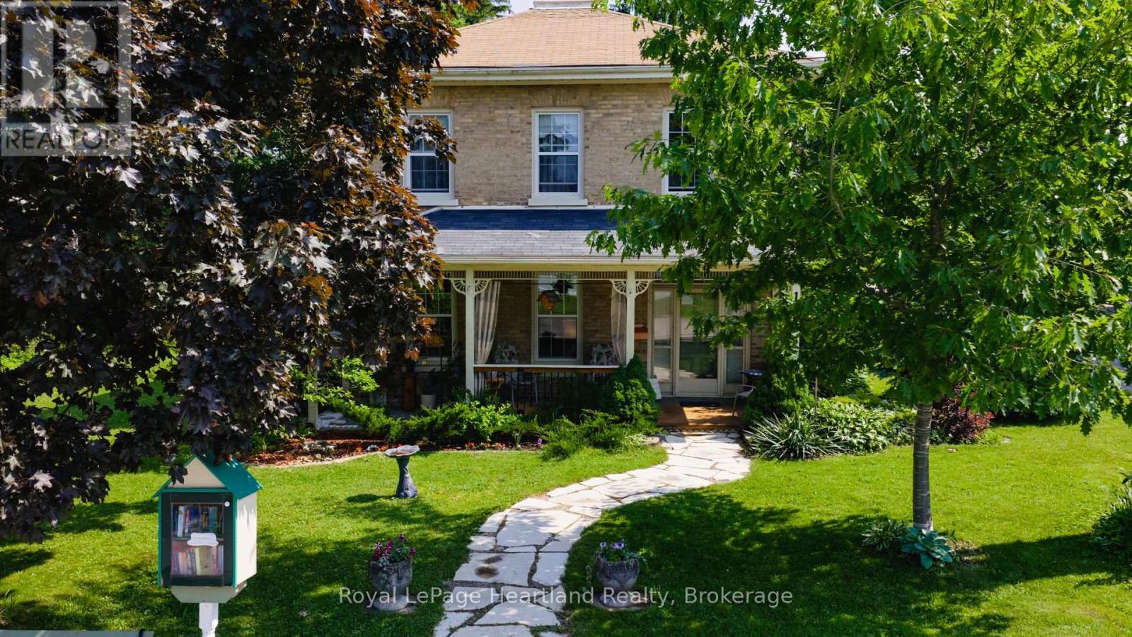 131 Rattenbury Street E, Central Huron, Ontario  N0M 1L0 - Photo 9 - X12214347