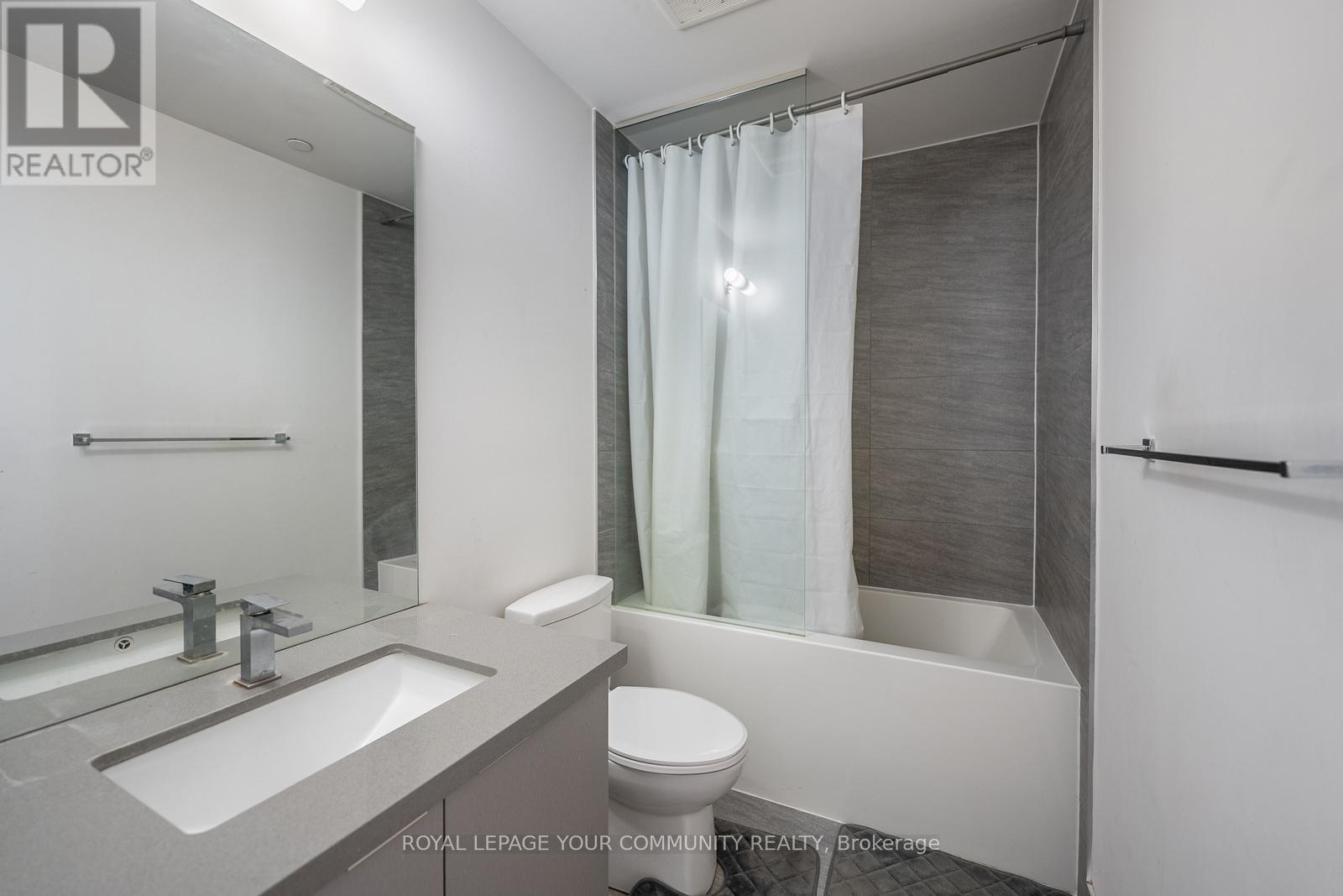 604 - 297 Oak Walk Drive, Oakville (Ro River Oaks), Ontario  L6H 3R6 - Photo 19 - W12392732