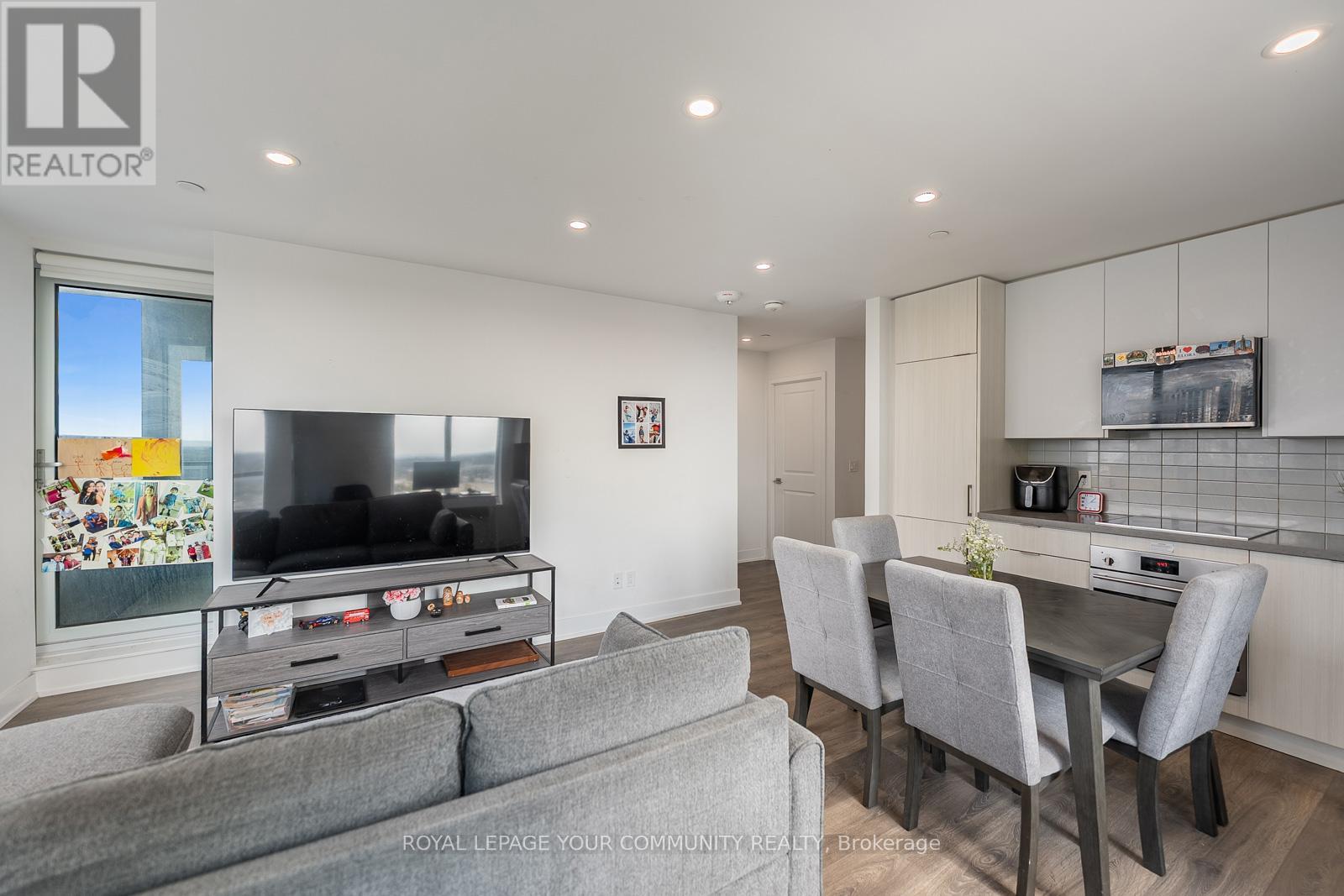 604 - 297 Oak Walk Drive, Oakville (Ro River Oaks), Ontario  L6H 3R6 - Photo 15 - W12392732