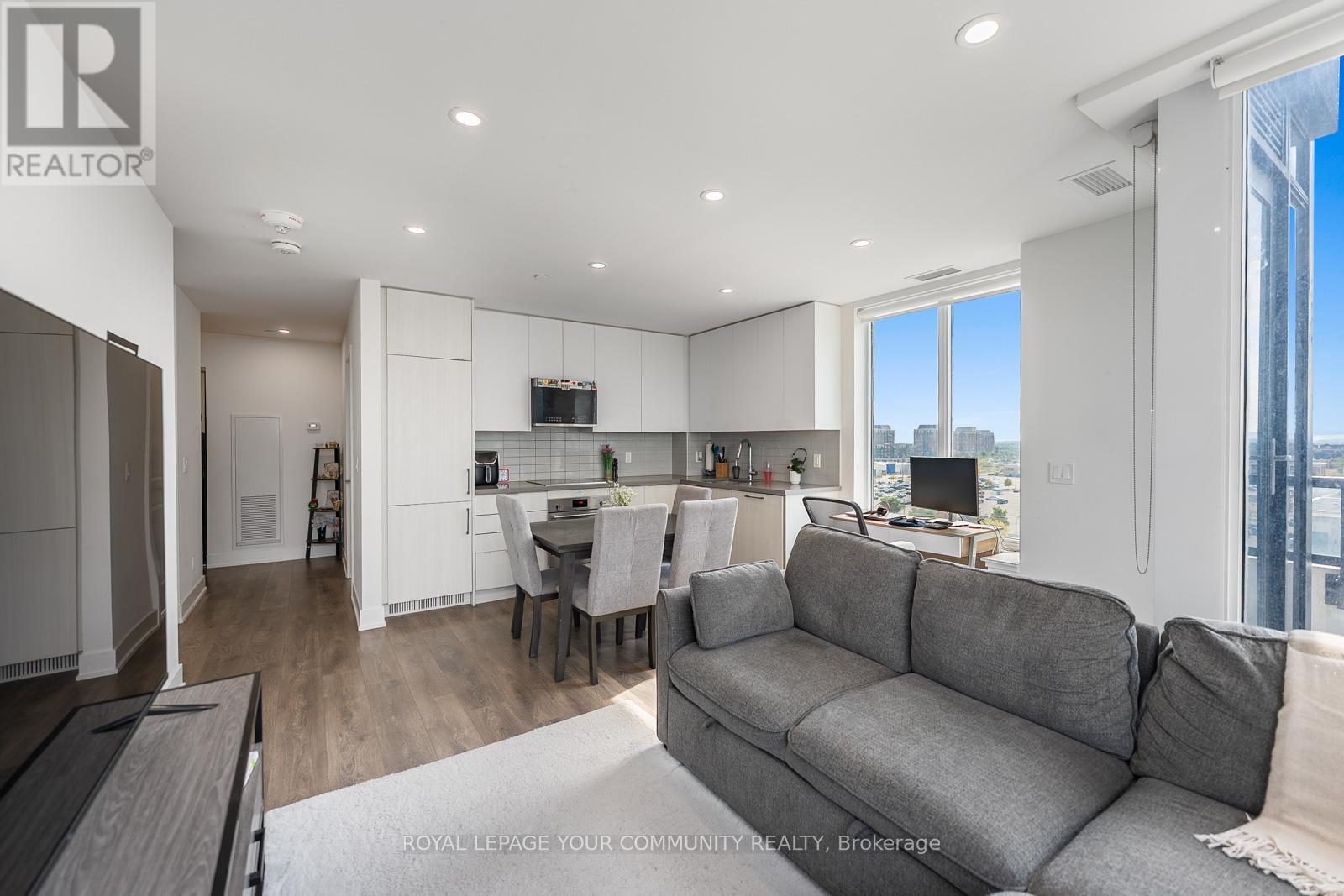 604 - 297 Oak Walk Drive, Oakville (Ro River Oaks), Ontario  L6H 3R6 - Photo 13 - W12392732