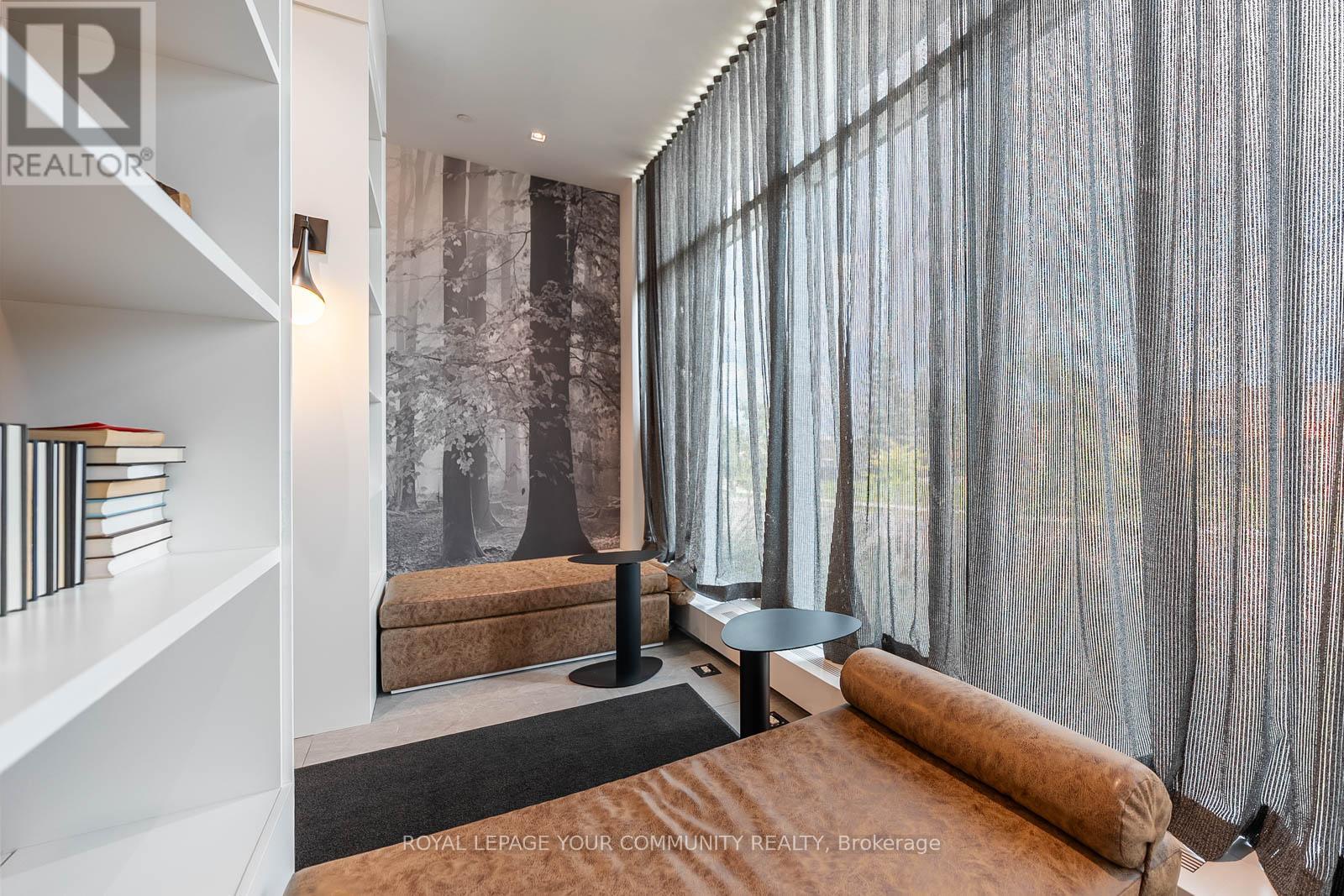604 - 297 Oak Walk Drive, Oakville (Ro River Oaks), Ontario  L6H 3R6 - Photo 31 - W12392732