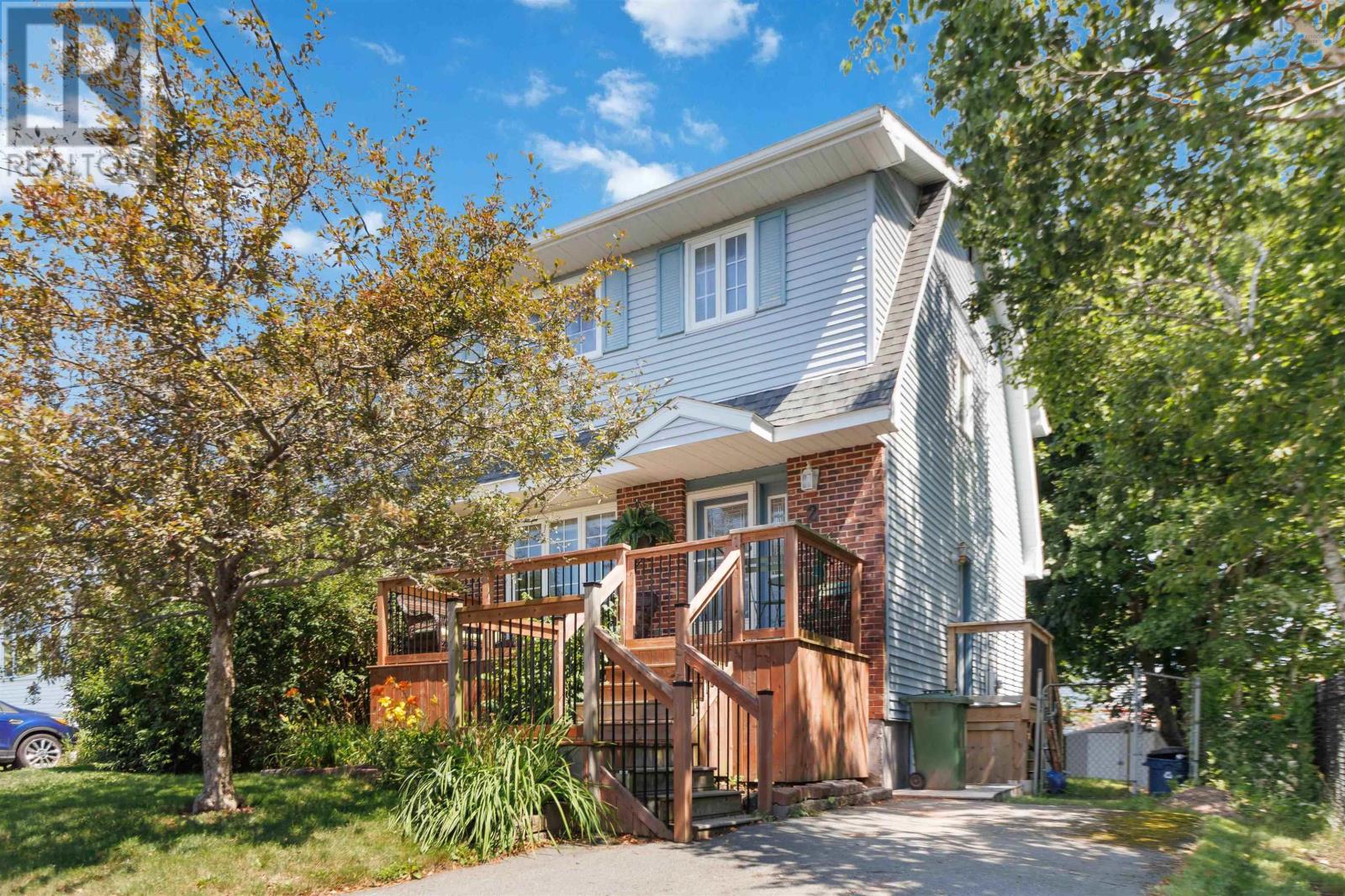 Property at 2 Colonna Place image 1