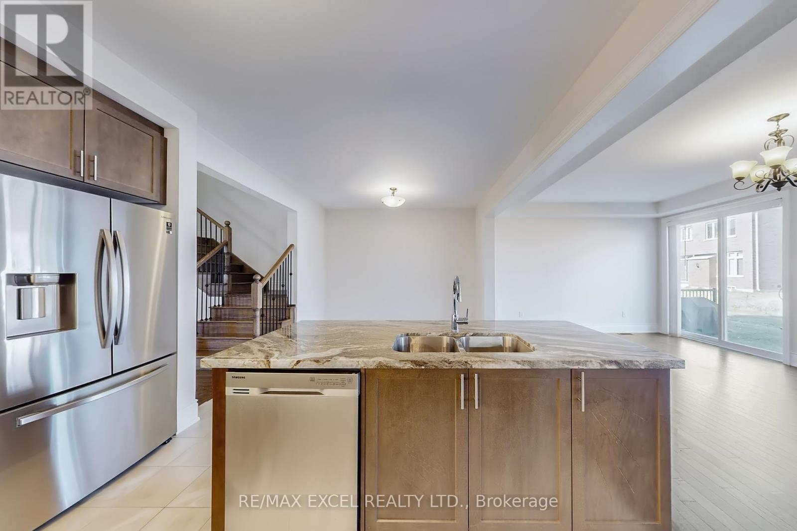 151 Silk Twist Drive, East Gwillimbury, Ontario  L9N 0V7 - Photo 16 - N12418709