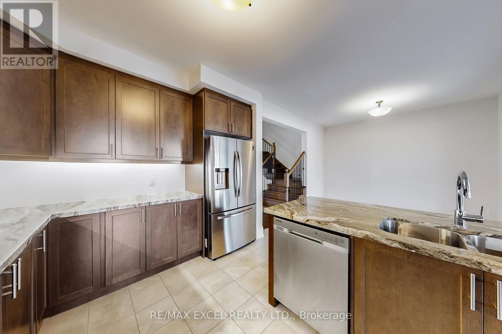 151 Silk Twist Drive, East Gwillimbury, Ontario  L9N 0V7 - Photo 19 - N12418709