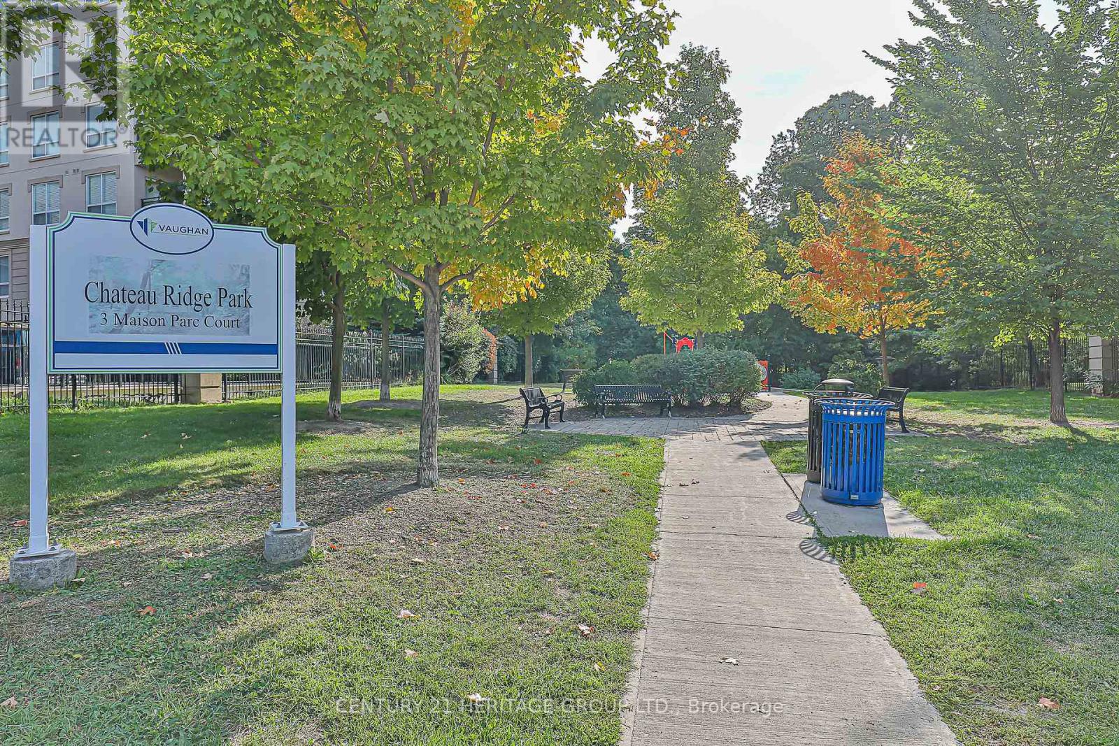 414 - 2 Maison Parc Court, Vaughan, Ontario  L4J 9K4 - Photo 25 - N12419397