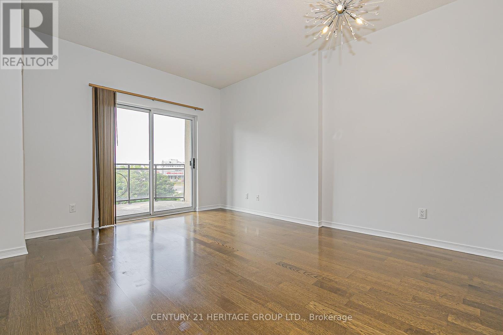 414 - 2 Maison Parc Court, Vaughan, Ontario  L4J 9K4 - Photo 10 - N12419397