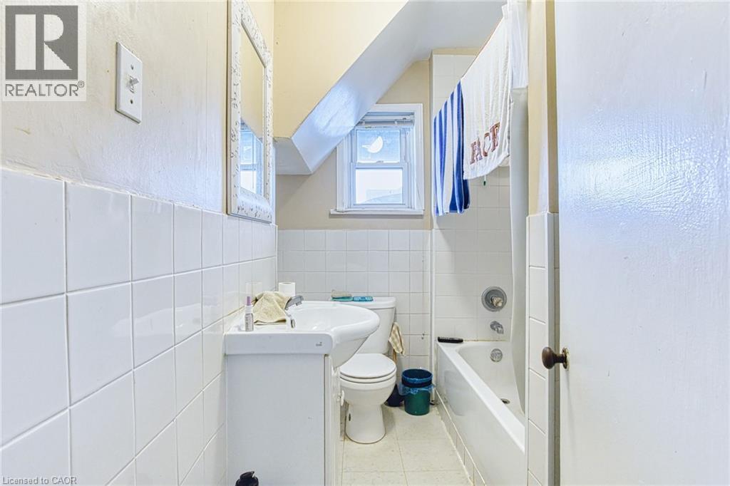 4727-4729 Ferguson Street, Niagara Falls, Ontario  L2E 2Z4 - Photo 12 - 40772233