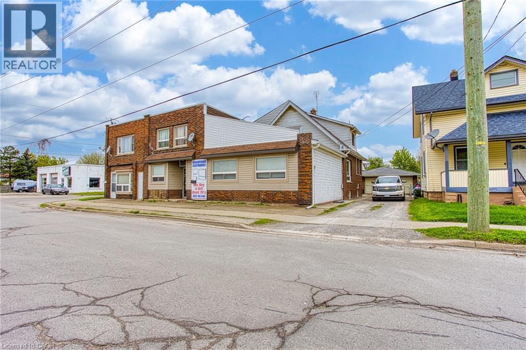 4727-4729 Ferguson Street, Niagara Falls, Ontario  L2E 2Z4 - Photo 2 - 40772233