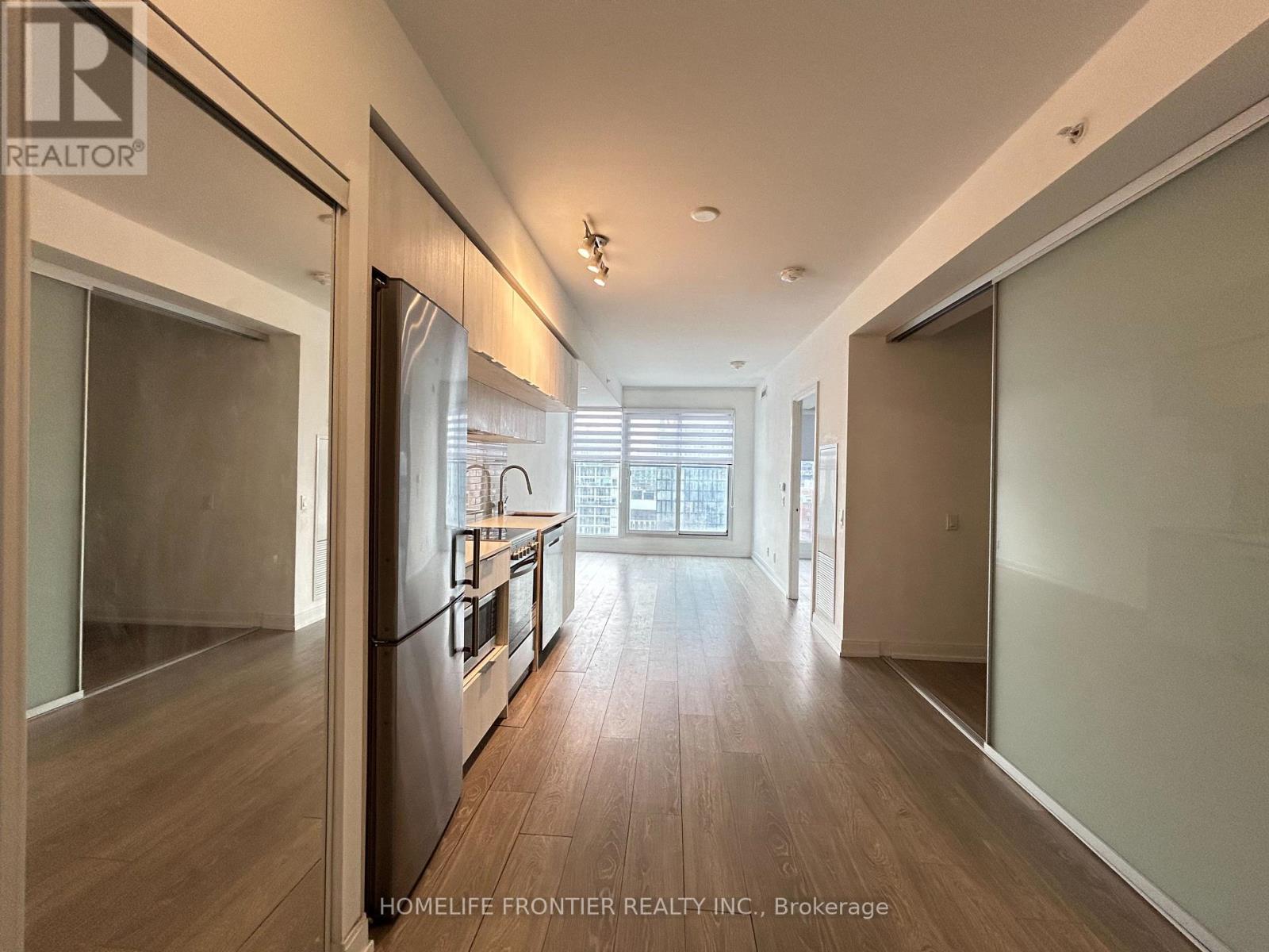 906 - 181 Dundas Street E, Toronto, Ontario  M5A 0N5 - Photo 3 - C12420681