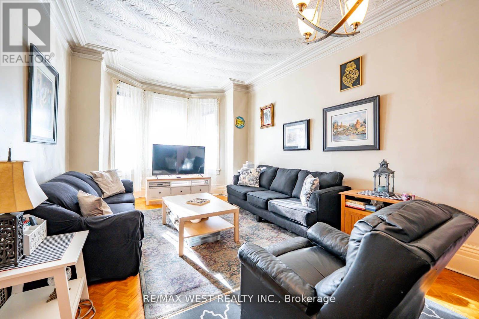 217 Gladstone Avenue, Toronto, Ontario  M6J 3L5 - Photo 6 - C12420712