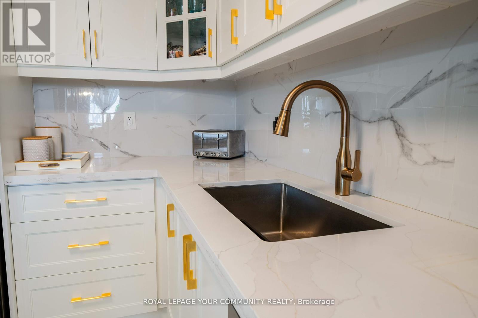 1218 - 20 Edgecliff Golfway, Toronto, Ontario  M3C 3A4 - Photo 19 - C12420733