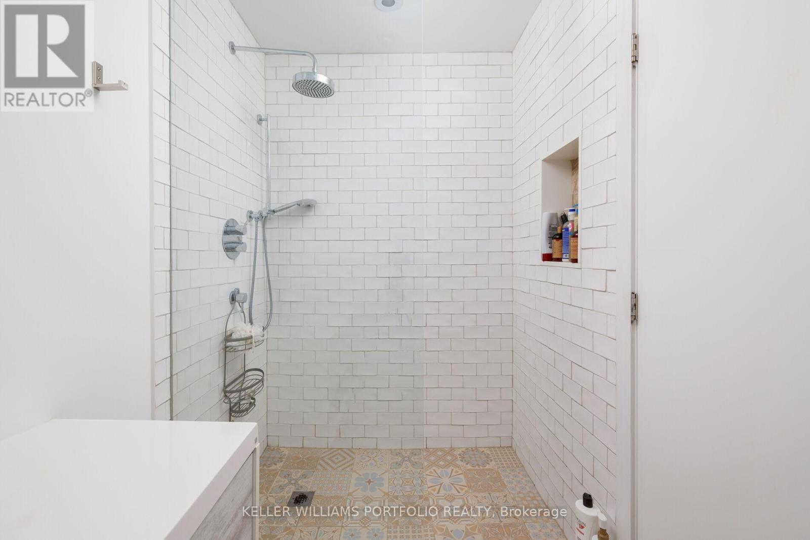 42 Talwood Drive, Toronto, Ontario  M3B 2P5 - Photo 39 - C12420738