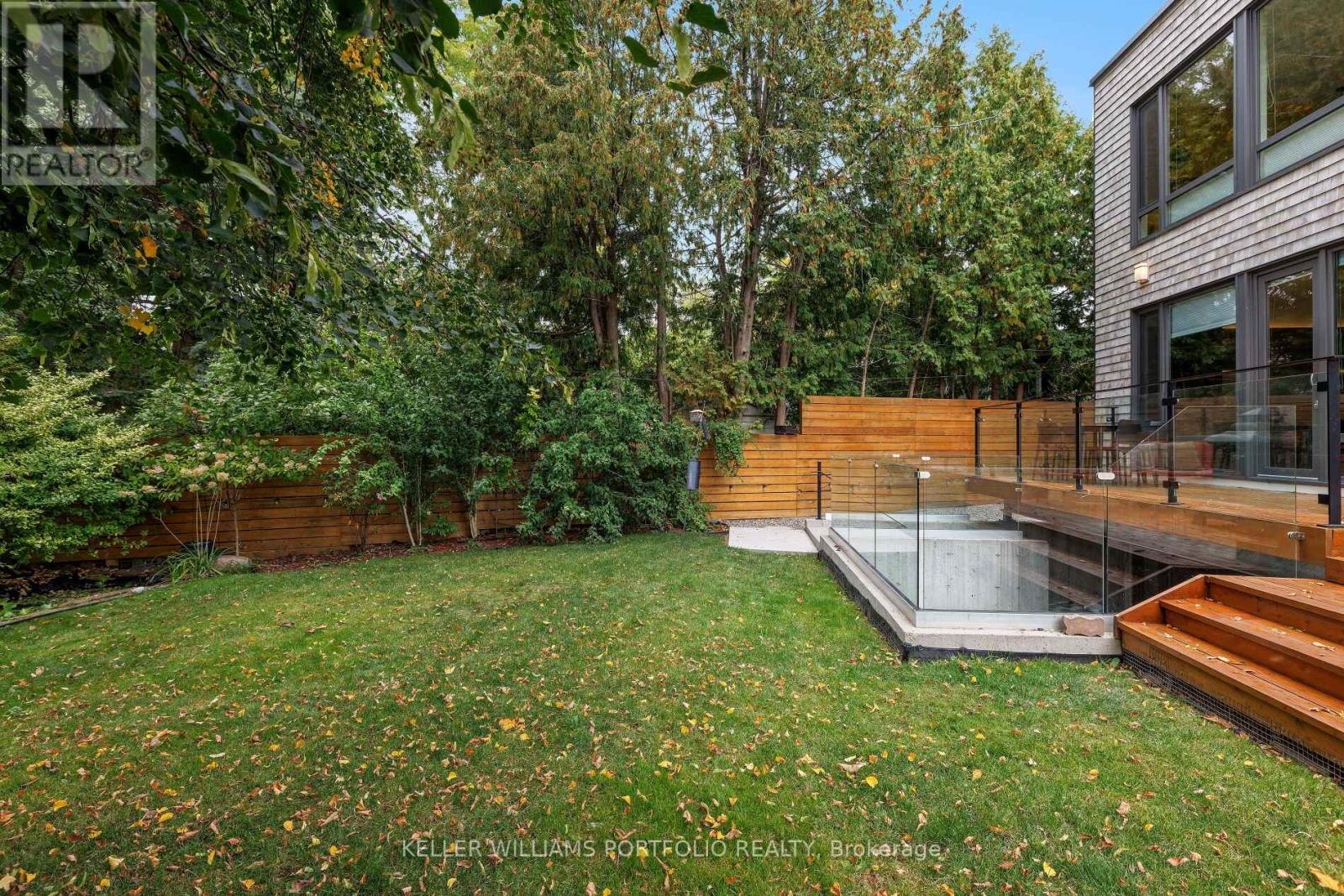 42 Talwood Drive, Toronto, Ontario  M3B 2P5 - Photo 48 - C12420738