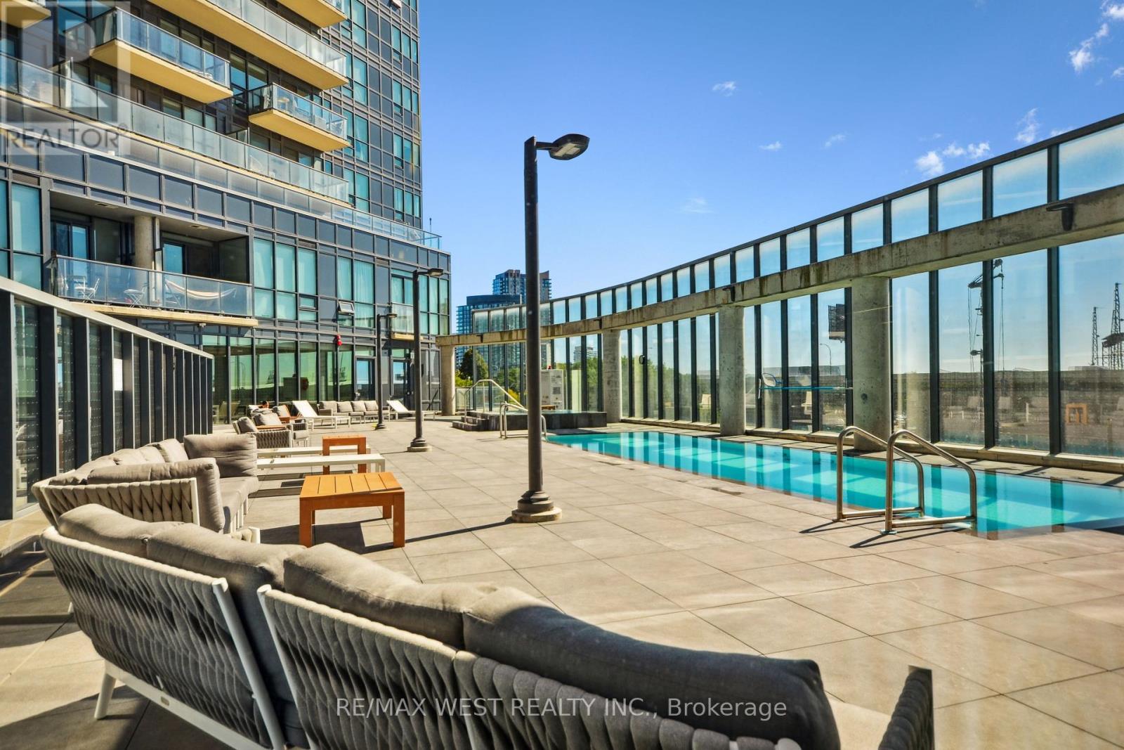 607 - 51 East Liberty Street, Toronto, Ontario  M6K 3P8 - Photo 10 - C12420752