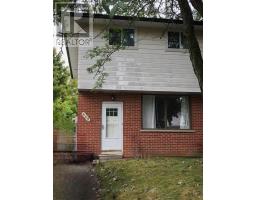 449 MAPLEWOOD DRIVE, Oshawa, Ontario