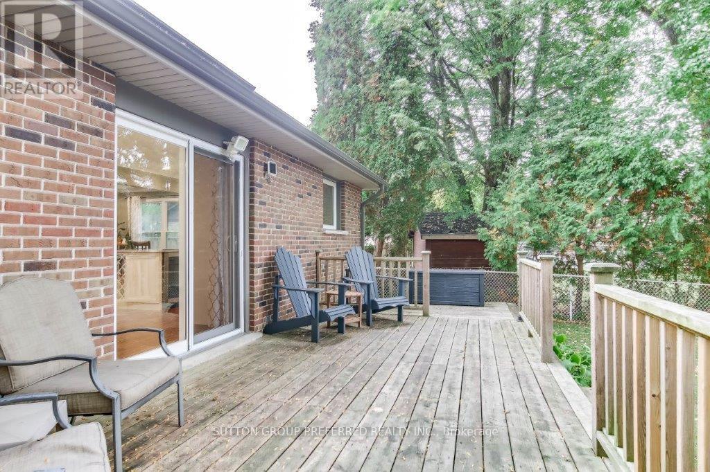 1295 Hastings Drive, London North, Ontario  N5X 2J1 - Photo 4 - X12420830