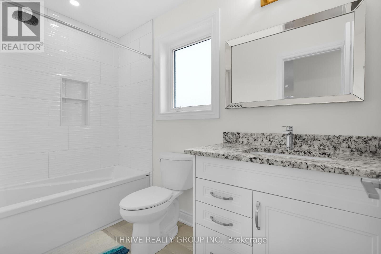 3 Elliot Street, Strathroy-Caradoc, Ontario  N7G 0H2 - Photo 39 - X12420845