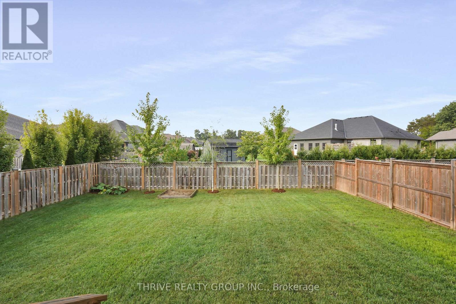 3 Elliot Street, Strathroy-Caradoc, Ontario  N7G 0H2 - Photo 50 - X12420845