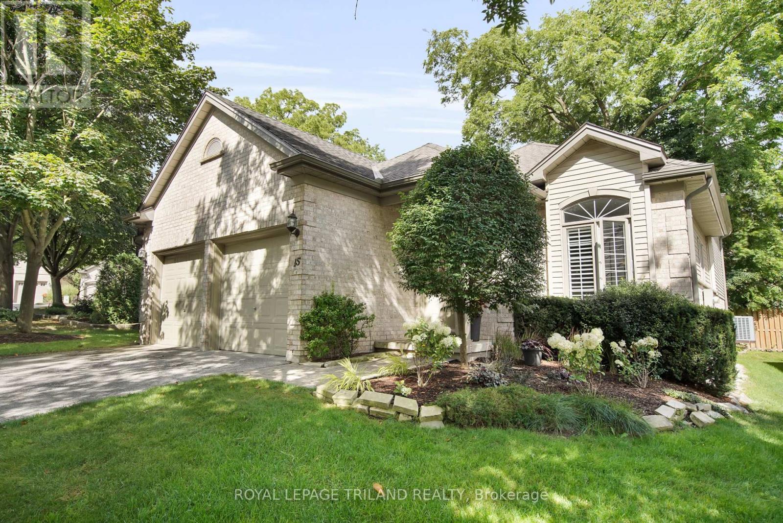 15 - 1499 BYRON BASELINE ROAD, London South, Ontario