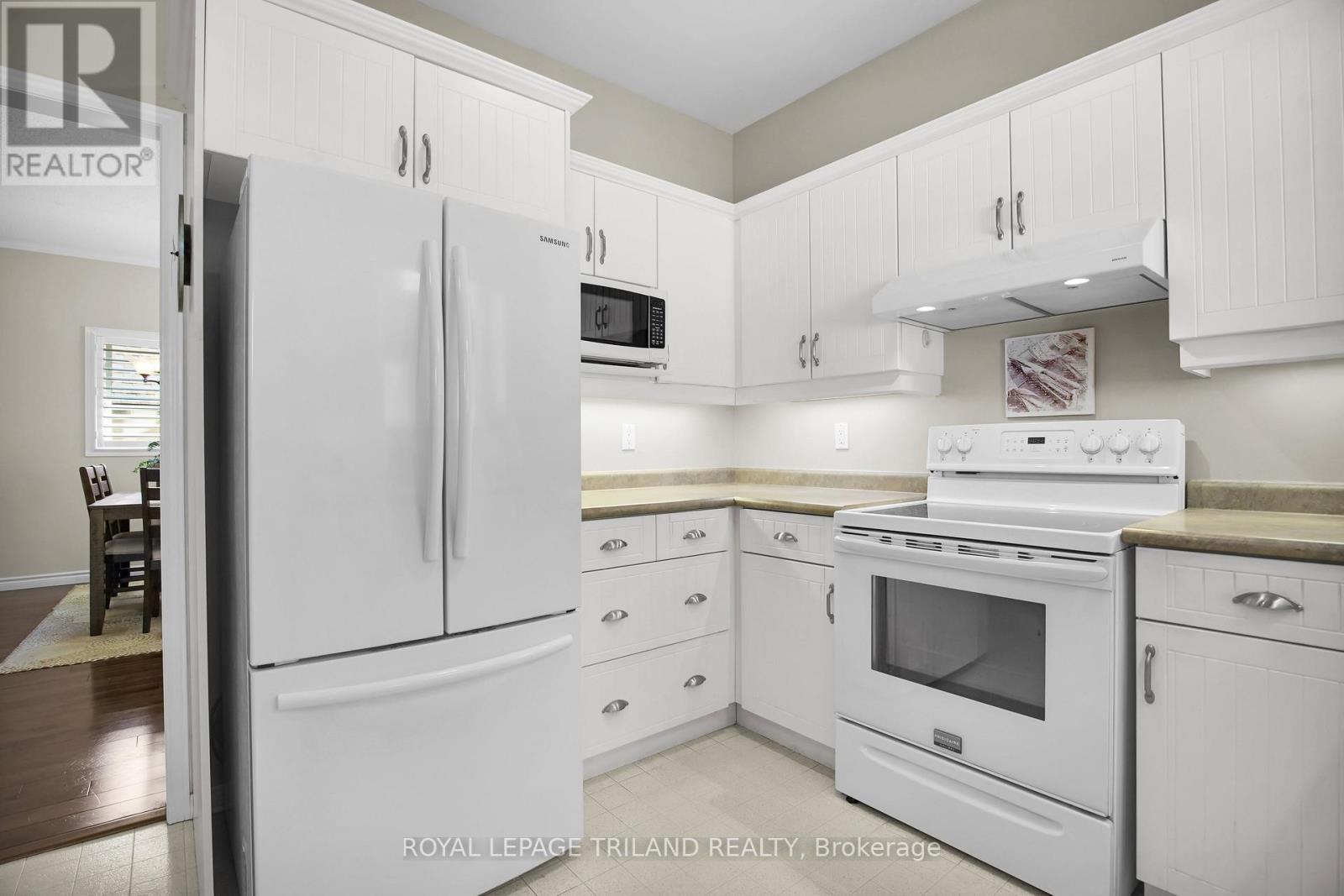 15 - 1499 Byron Baseline Road, London South, Ontario  N6K 4T4 - Photo 12 - X12420861