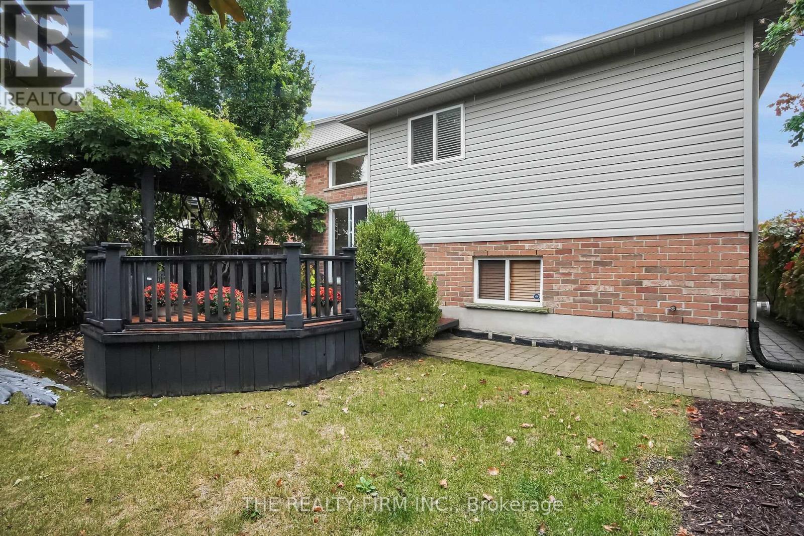 1689 Bayswater Crescent, London North, Ontario  N6G 5M9 - Photo 33 - X12420886