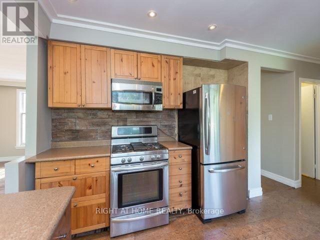 8 Gallacher Avenue, Richmond Hill, Ontario  L4E 2W9 - Photo 18 - N12420704