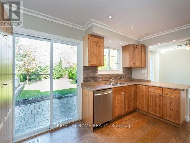 8 Gallacher Avenue, Richmond Hill, Ontario  L4E 2W9 - Photo 19 - N12420704