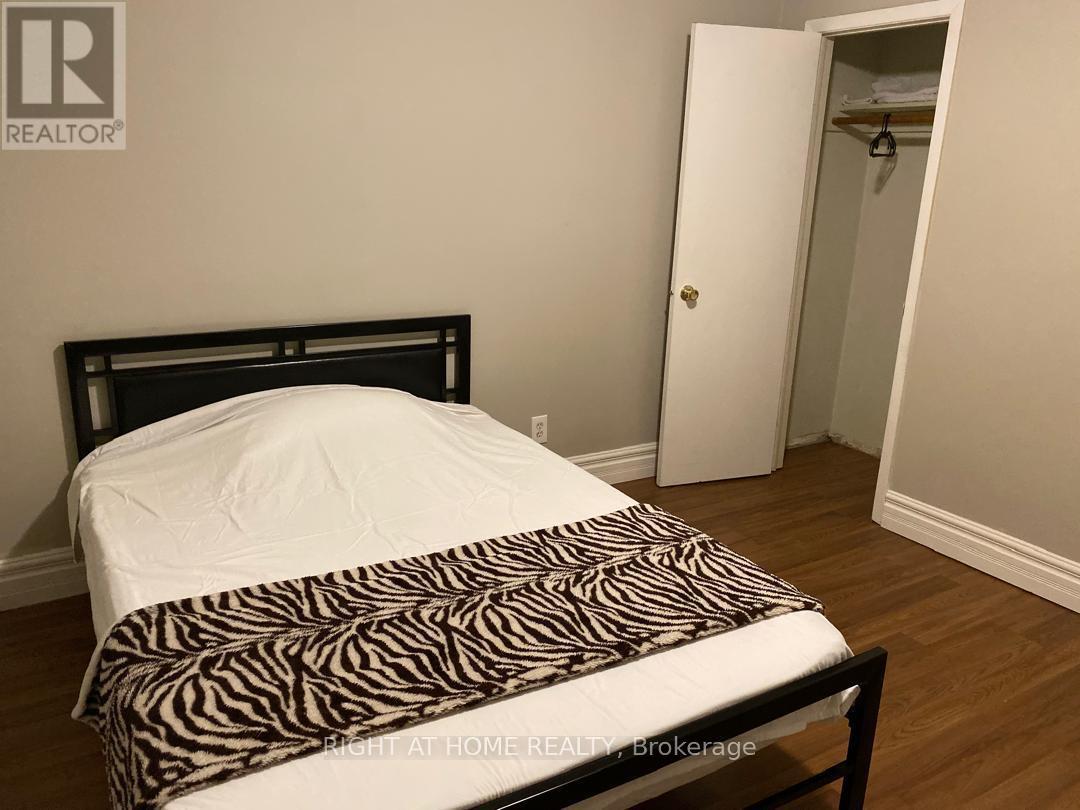 8 Gallacher Avenue, Richmond Hill, Ontario  L4E 2W9 - Photo 29 - N12420704