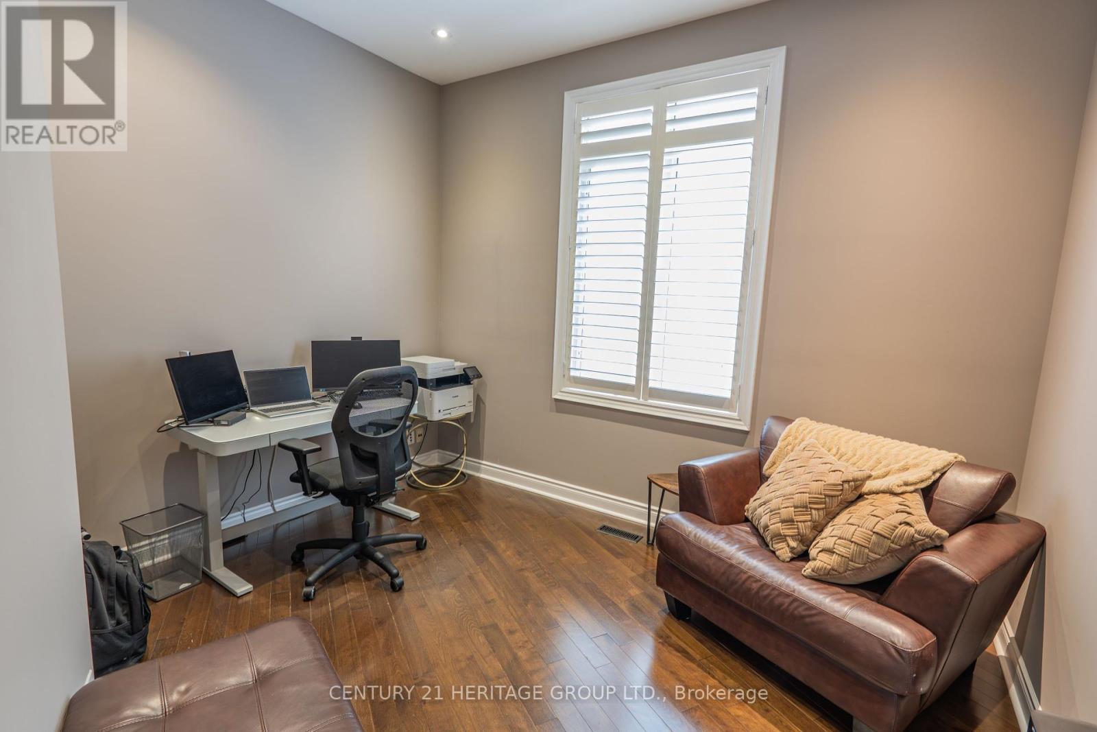 20 Altus Park Drive, Vaughan, Ontario  L6A 0Z5 - Photo 6 - N12420728