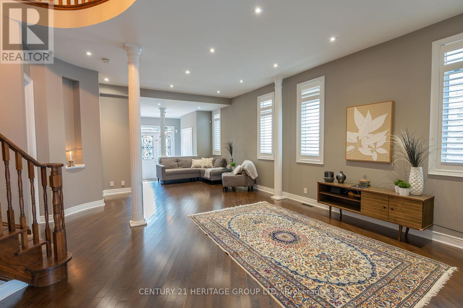 20 Altus Park Drive, Vaughan, Ontario  L6A 0Z5 - Photo 7 - N12420728