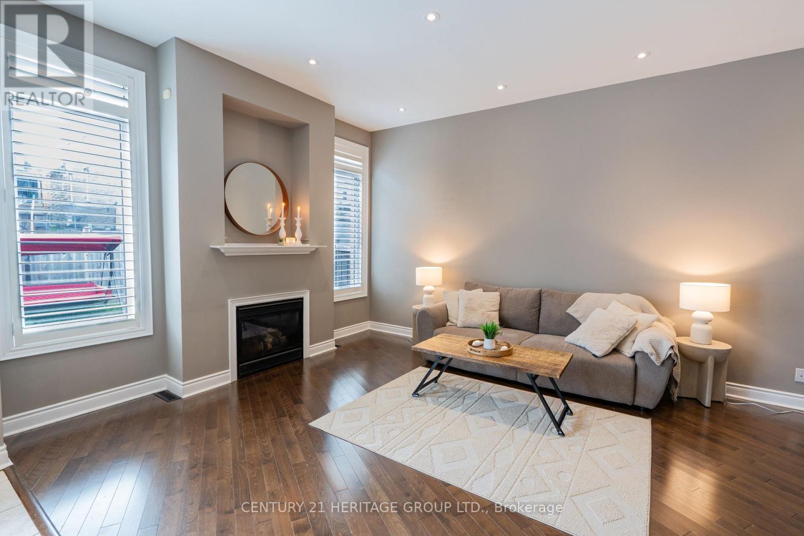 20 Altus Park Drive, Vaughan, Ontario  L6A 0Z5 - Photo 8 - N12420728