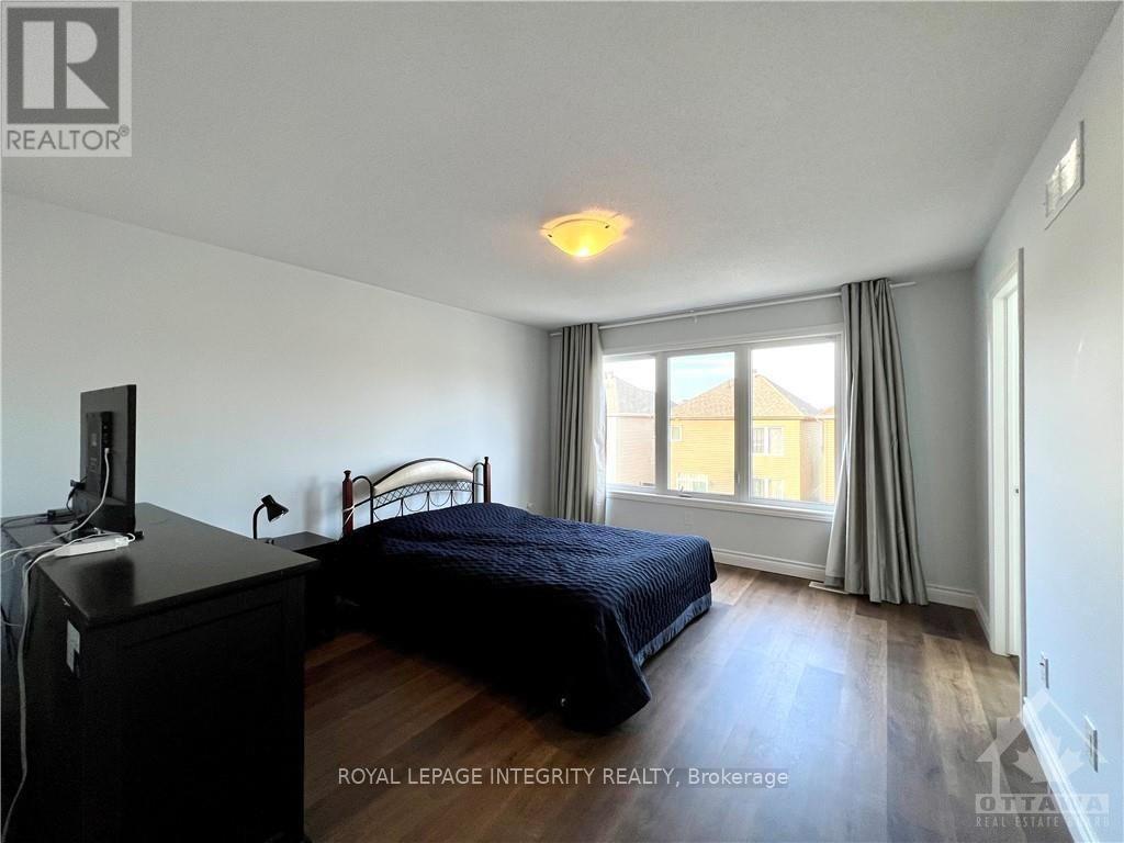 156 Westover Crescent, Ottawa, Ontario  K2T 0K6 - Photo 13 - X12420795