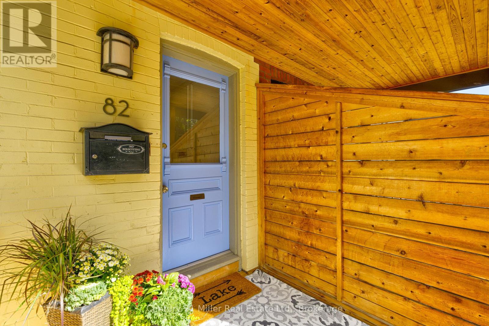 82 Withrow Avenue, Toronto, Ontario  M4K 1C9 - Photo 1 - E12420771