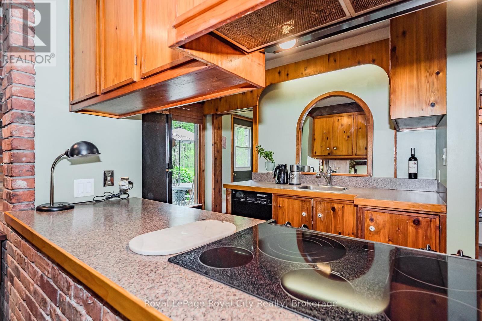1159 Campbellville Road, Milton, Ontario  L0P 1B0 - Photo 18 - W12420764