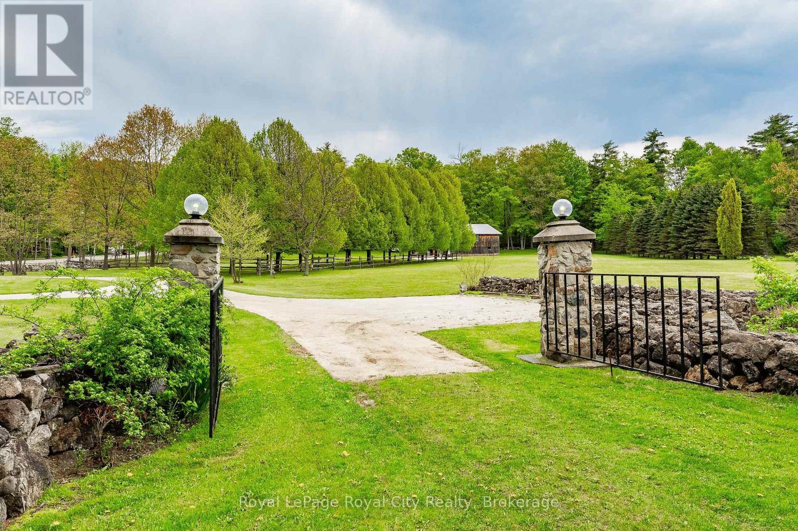1159 Campbellville Road, Milton, Ontario  L0P 1B0 - Photo 45 - W12420764