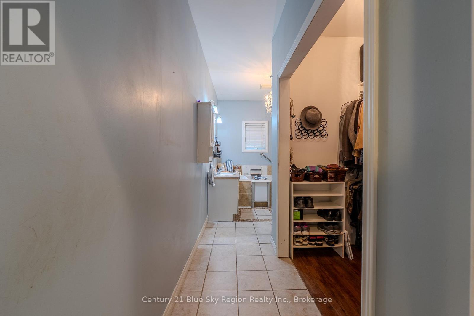 200 Memorial Drive E, Powassan, Ontario  P0H 1Z0 - Photo 26 - X12420760