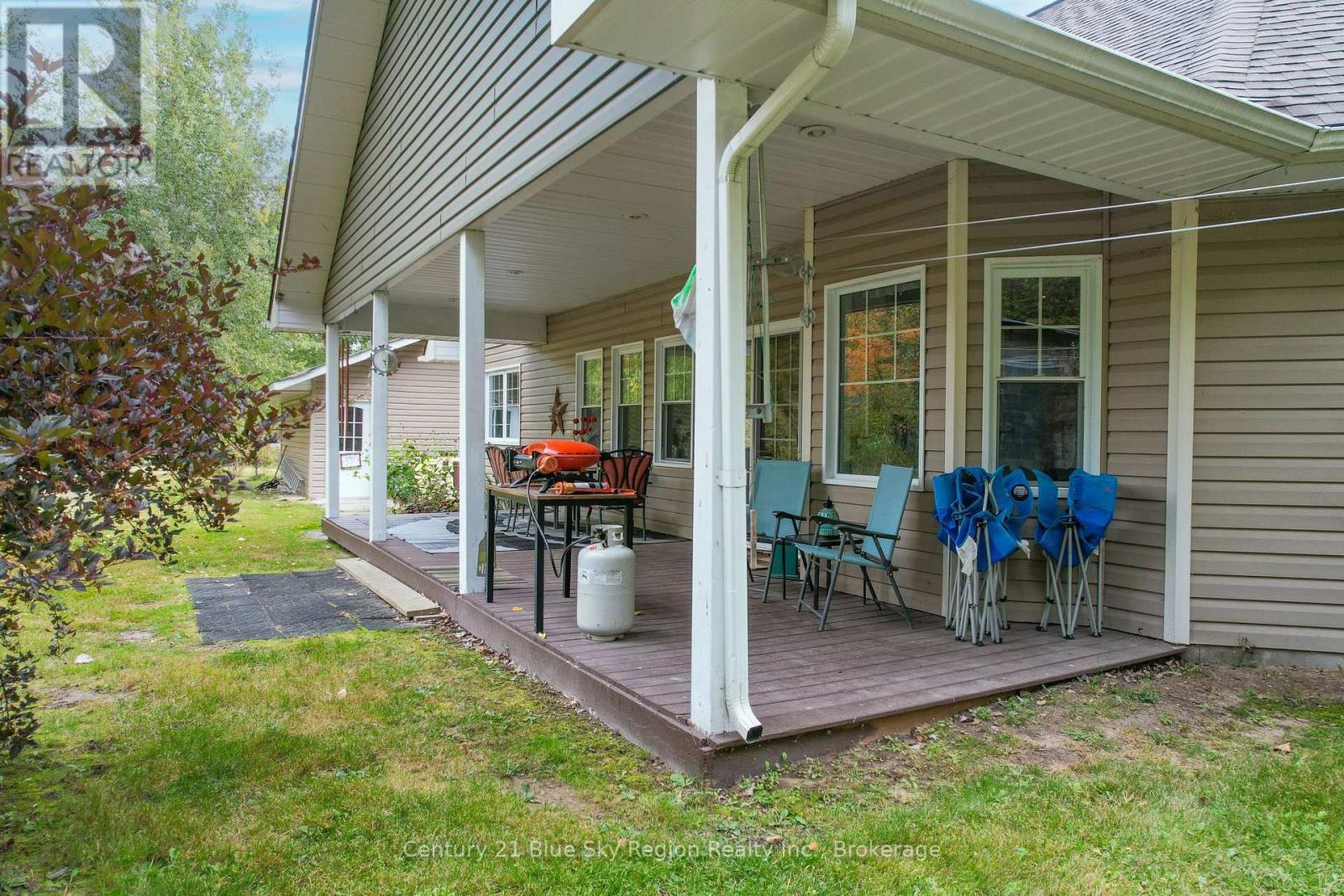 200 Memorial Drive E, Powassan, Ontario  P0H 1Z0 - Photo 38 - X12420760