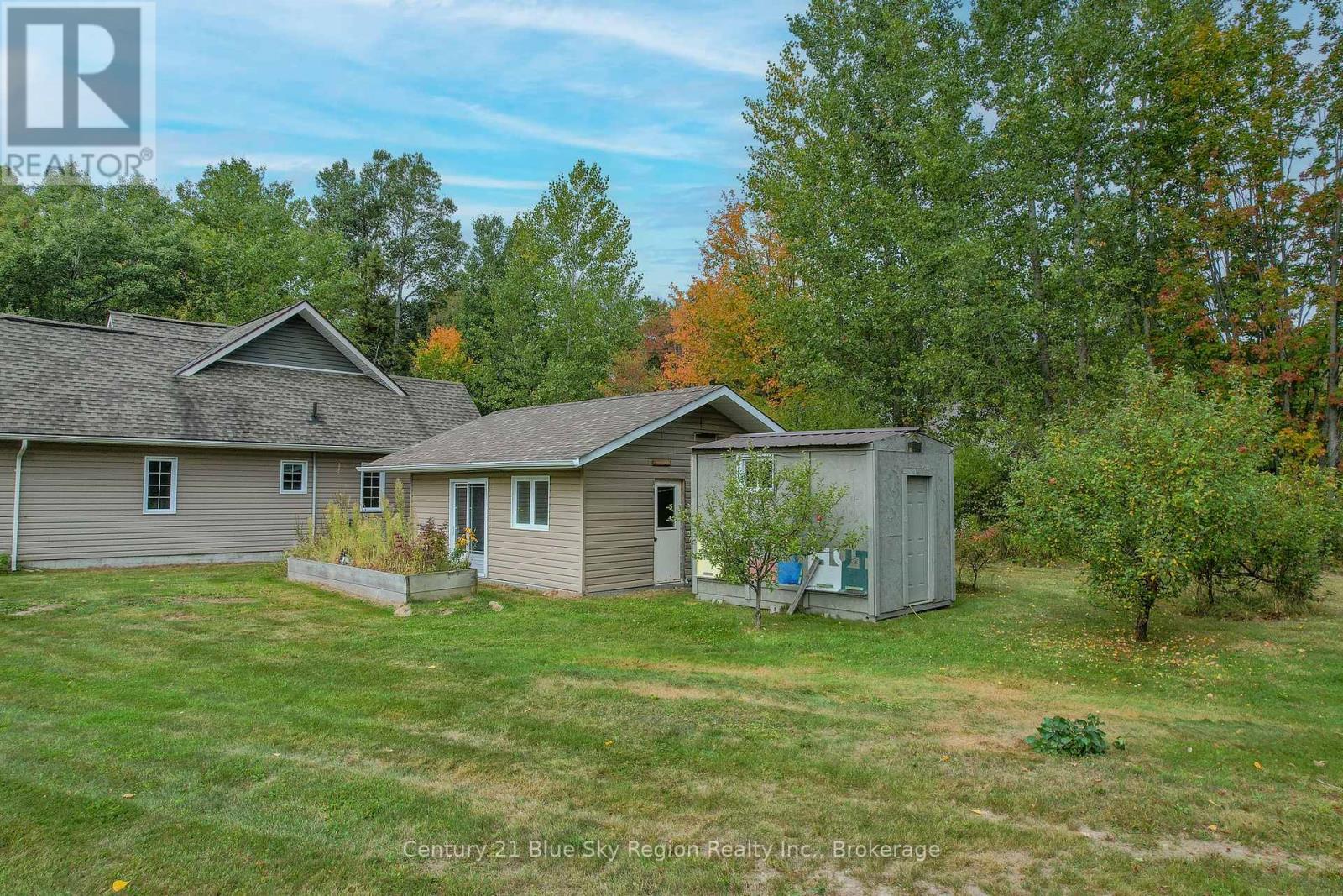 200 Memorial Drive E, Powassan, Ontario  P0H 1Z0 - Photo 41 - X12420760